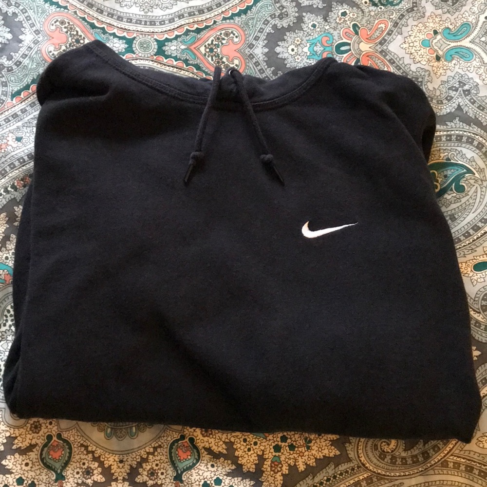 Black nike sweatshirt